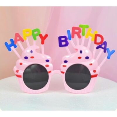 Kính mắt chụp ảnh tiệc sinh nhật