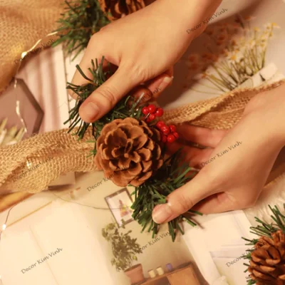 Dây Thông Phụ Kiện Trang Trí Giáng Sinh Kèm Đèn